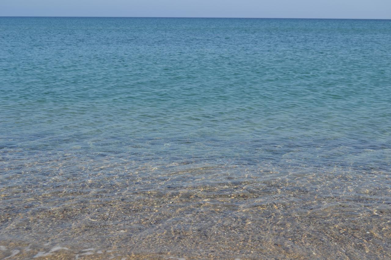 Miramare Struttura Sulla Spiaggia Platamona Exterior photo